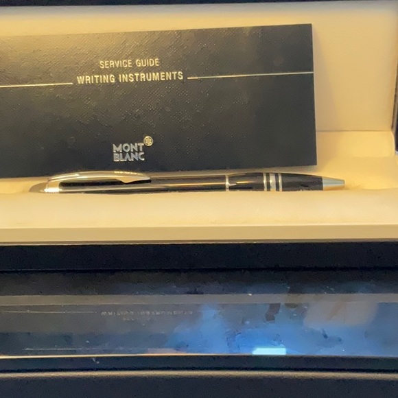 Mont Blanc Star Walker Resin ball point luxury pen - Picture 7 of 8